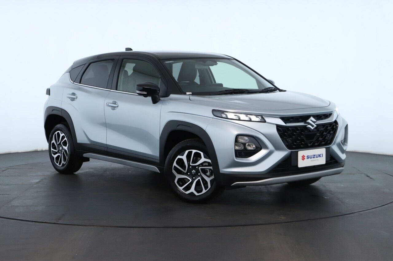 Suzuki Fronx image 1