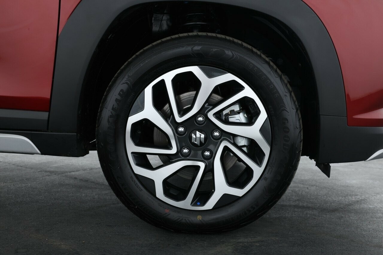 Suzuki Fronx image 3