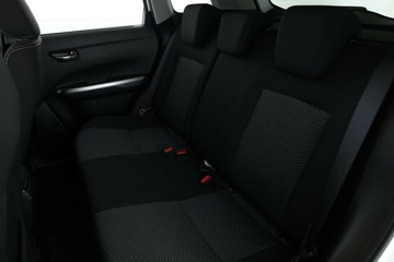 https://vehicle-cdn.autoleague.cloud/15456_4391915_30.jpg