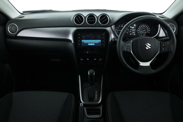 https://vehicle-cdn.autoleague.cloud/15456_4391926_32.jpg