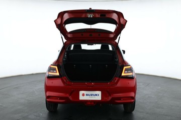 https://vehicle-cdn.autoleague.cloud/15456_4392496_16.jpg