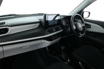 https://vehicle-cdn.autoleague.cloud/15456_4392496_30.jpg