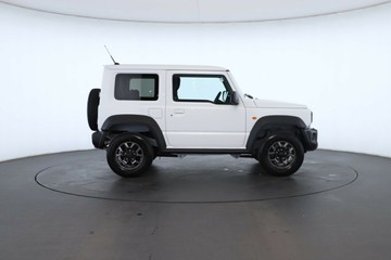 https://vehicle-cdn.autoleague.cloud/15456_4392628_2.jpg