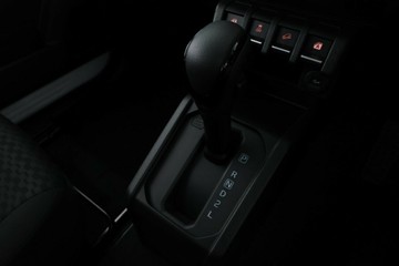 https://vehicle-cdn.autoleague.cloud/15456_4392628_24.jpg