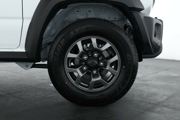 https://vehicle-cdn.autoleague.cloud/15456_4392628_3.jpg