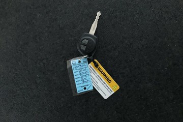 https://vehicle-cdn.autoleague.cloud/15456_4393214_33.jpg