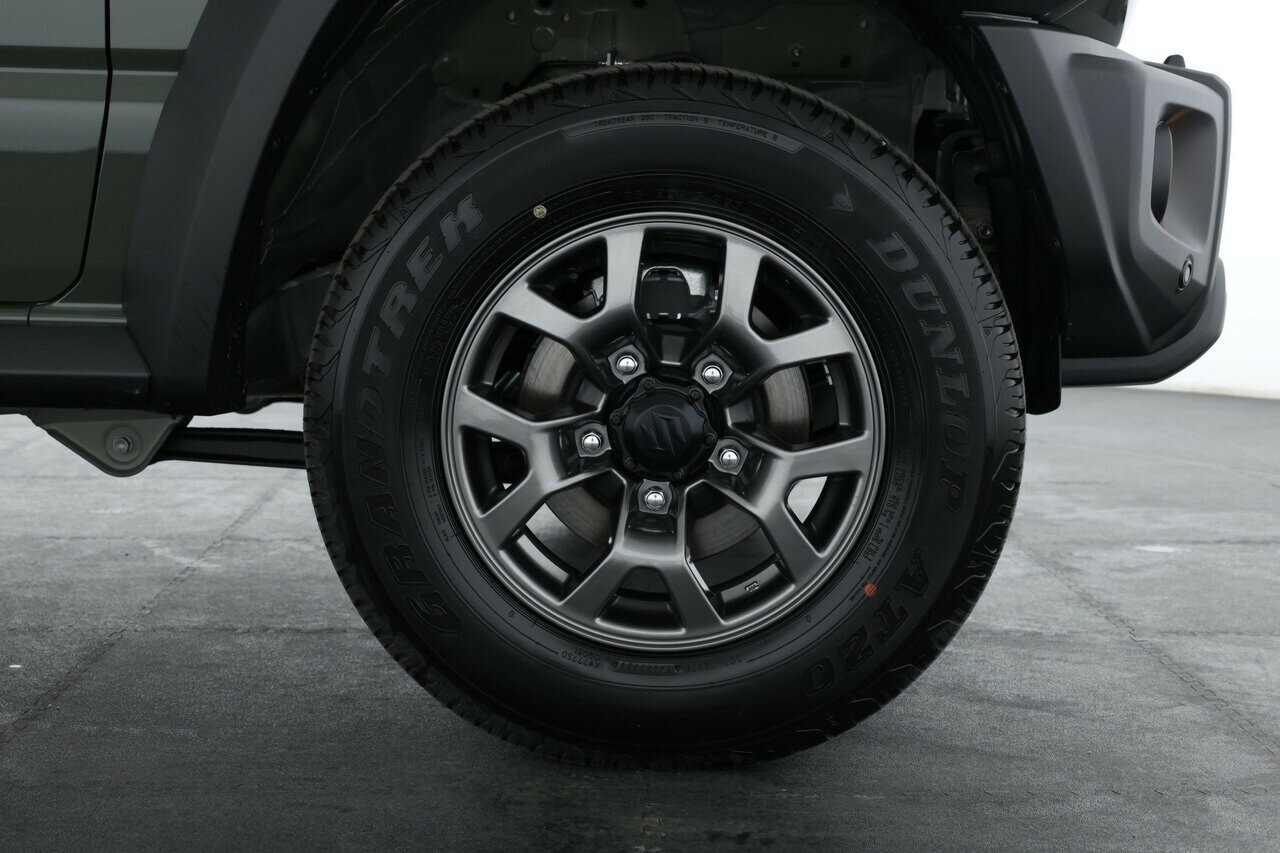 Suzuki Jimny image 3