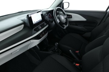 https://vehicle-cdn.autoleague.cloud/15456_4393962_32.jpg
