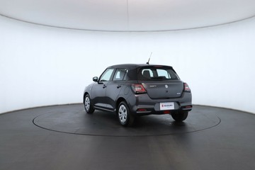 https://vehicle-cdn.autoleague.cloud/15456_4393972_13.jpg