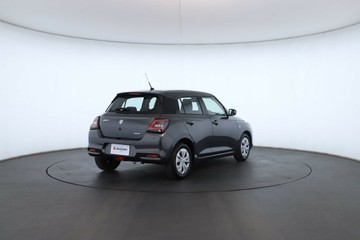 https://vehicle-cdn.autoleague.cloud/15456_4393972_17.jpg