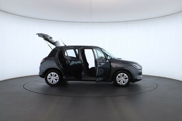 https://vehicle-cdn.autoleague.cloud/15456_4393972_2.jpg
