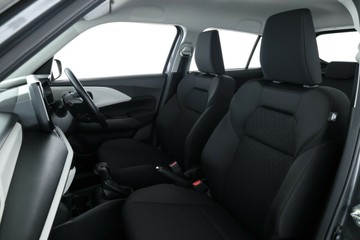 https://vehicle-cdn.autoleague.cloud/15456_4393972_32.jpg