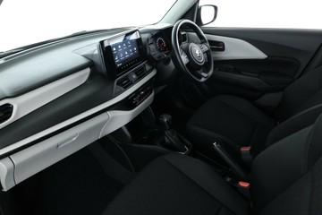 https://vehicle-cdn.autoleague.cloud/15456_4393972_33.jpg