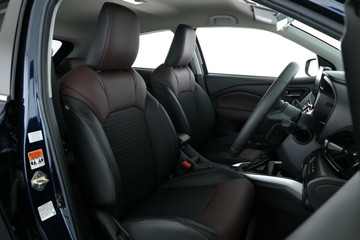 https://vehicle-cdn.autoleague.cloud/15456_4394871_19.jpg
