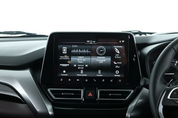 https://vehicle-cdn.autoleague.cloud/15456_4394871_24.jpg