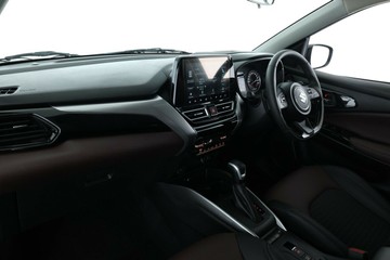 https://vehicle-cdn.autoleague.cloud/15456_4394871_32.jpg