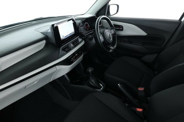 https://vehicle-cdn.autoleague.cloud/15456_4395136_33.jpg