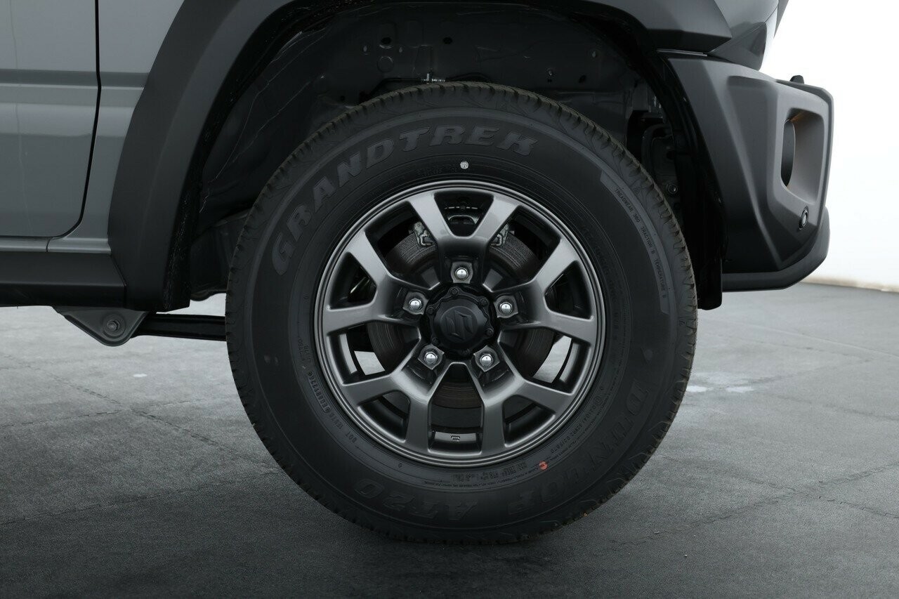 Suzuki Jimny image 4