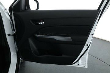 https://vehicle-cdn.autoleague.cloud/15456_4395418_17.jpg