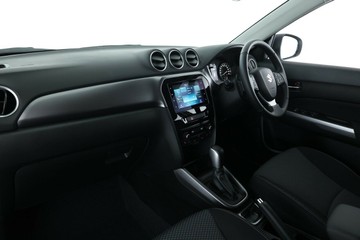 https://vehicle-cdn.autoleague.cloud/15456_4395418_30.jpg