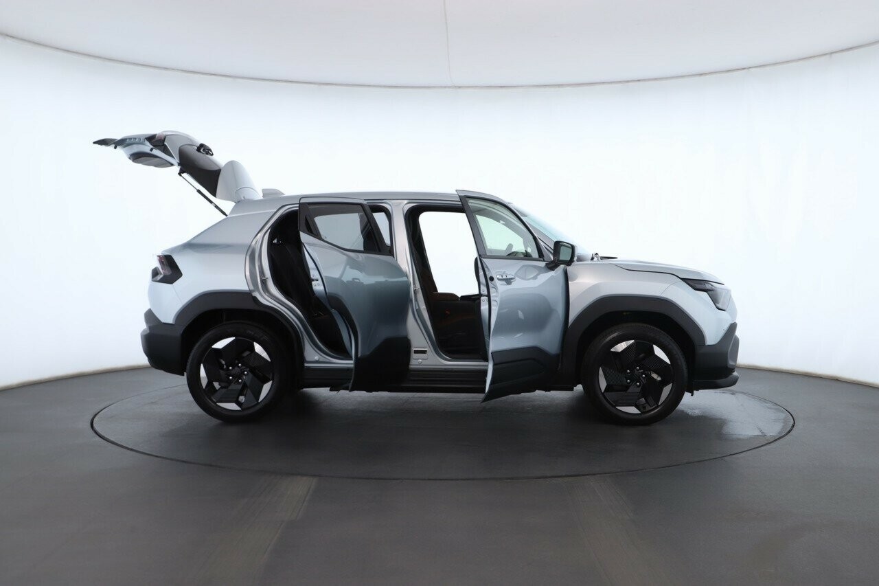 Suzuki E Vitara image 2