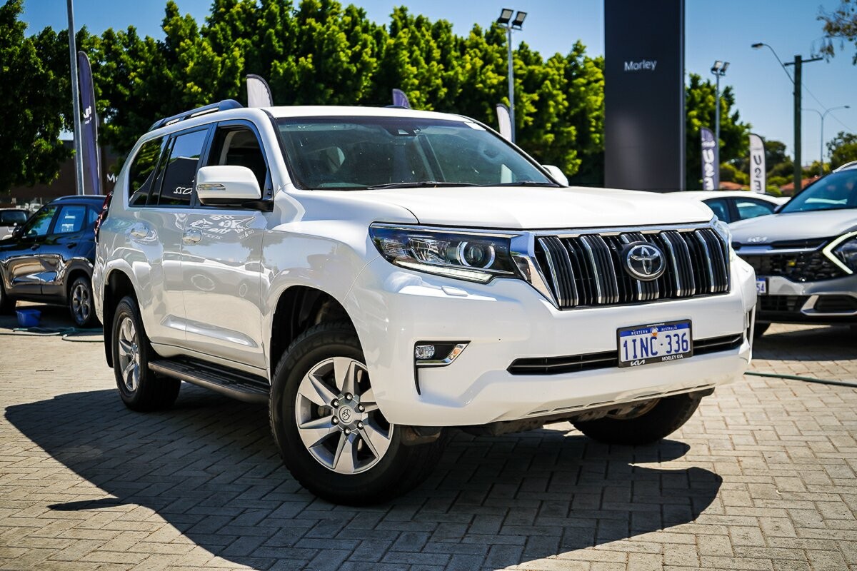 Toyota Landcruiser Prado image 1