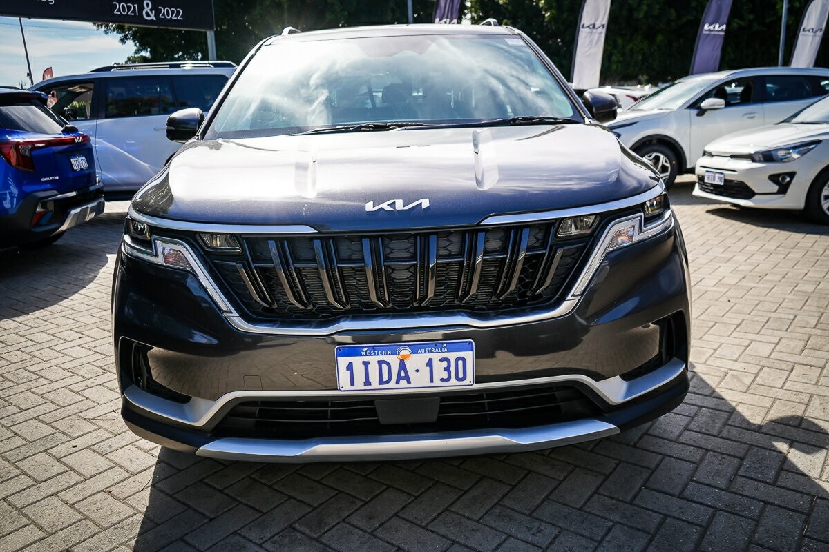 Kia Carnival image 4