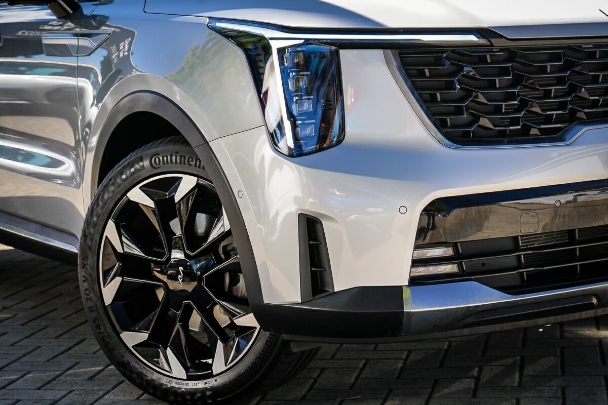 Kia Sorento image 2