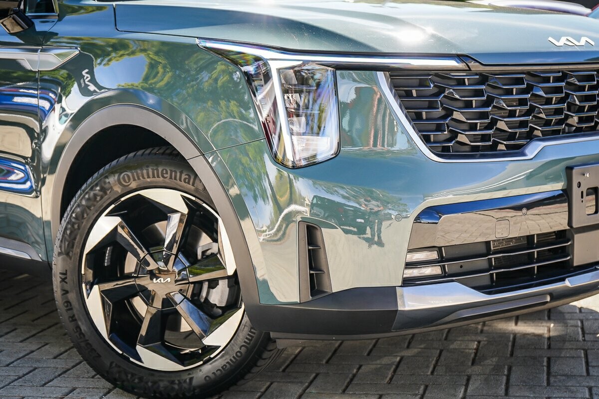 Kia Sorento image 2