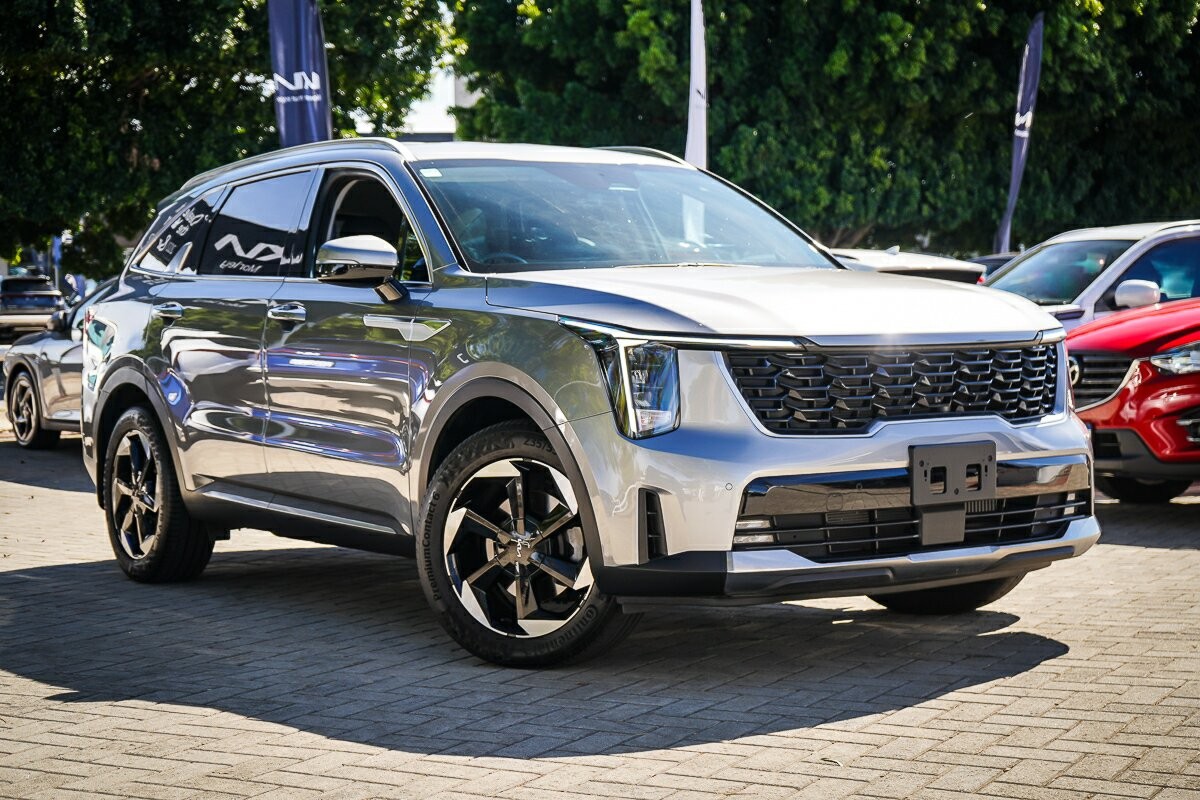 Kia Sorento image 1