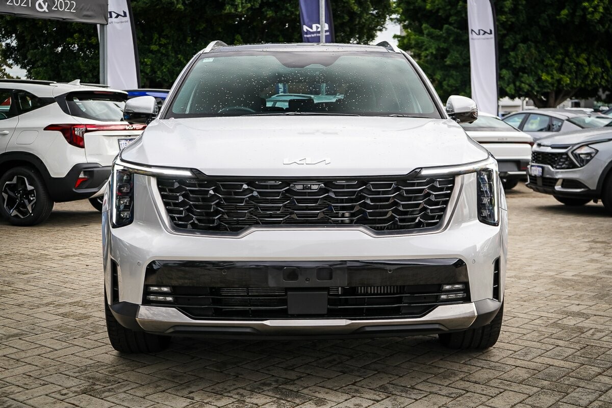 Kia Sorento image 4