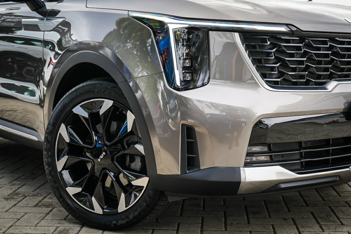 Kia Sorento image 2