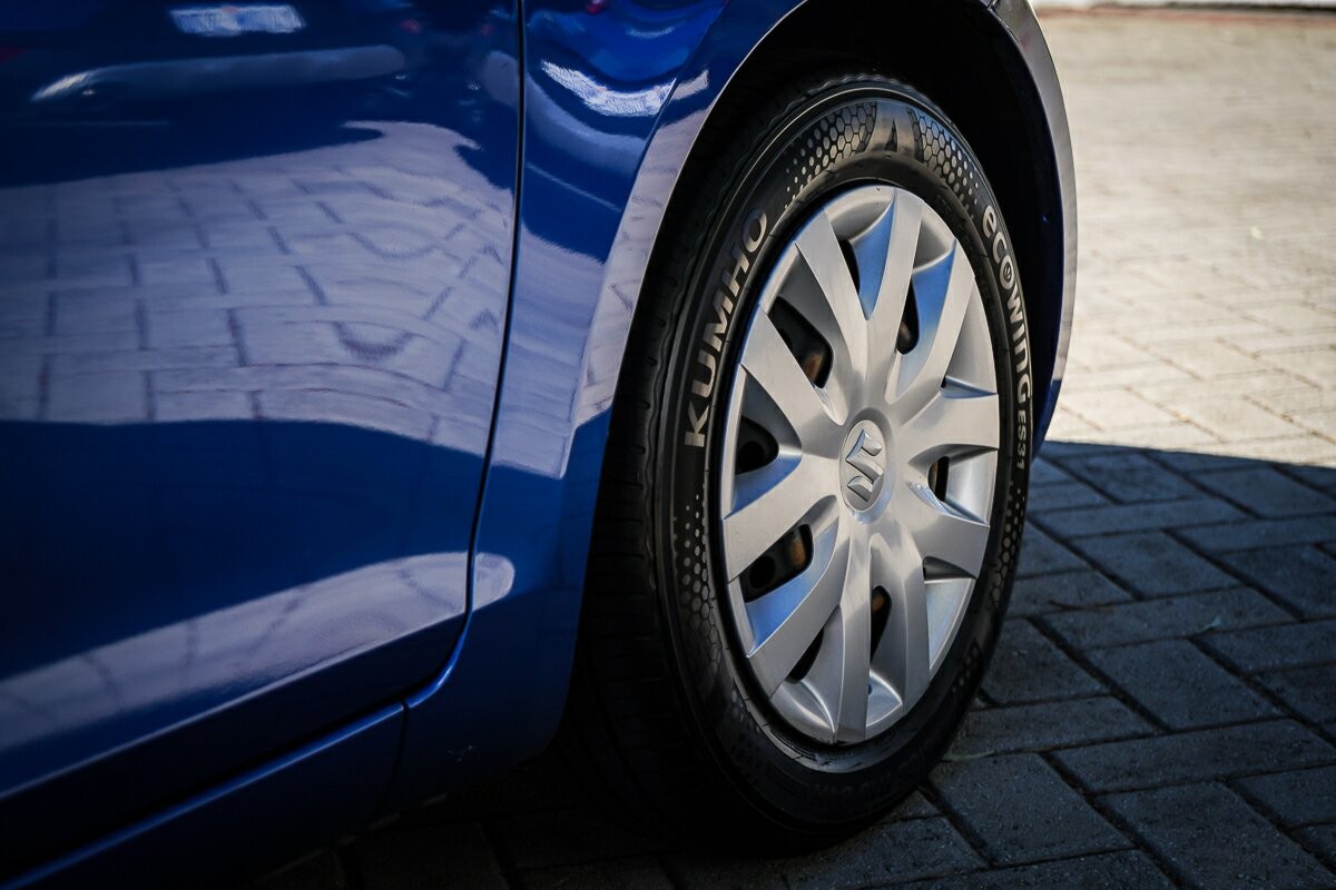 Suzuki Swift image 3