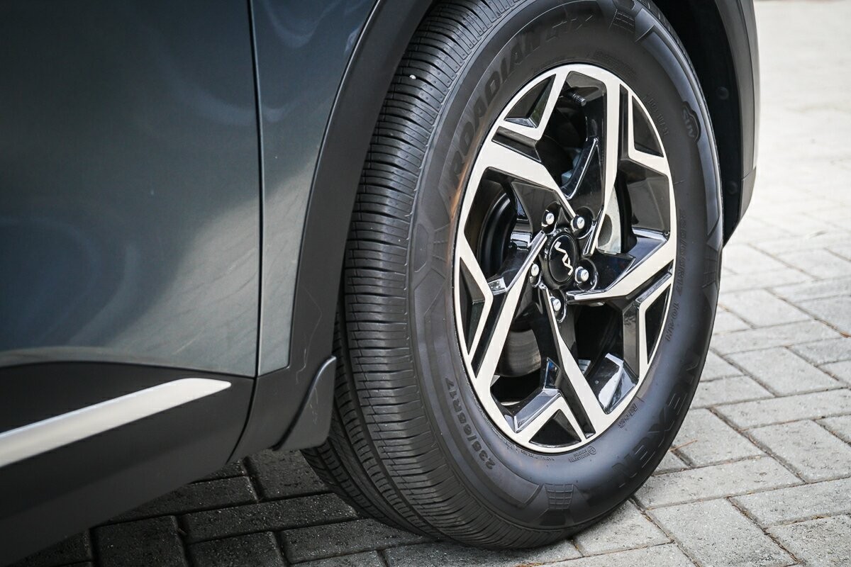 Kia Sportage image 3