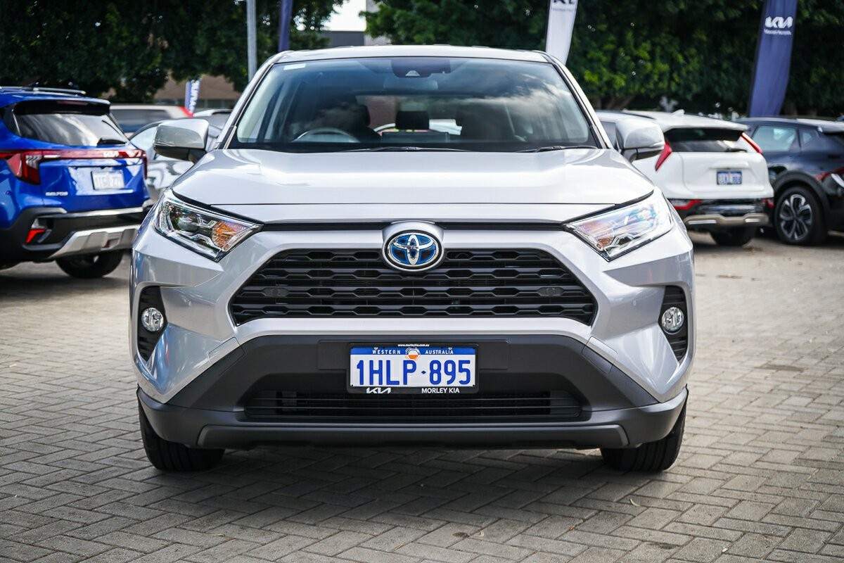 Toyota Rav4 image 4