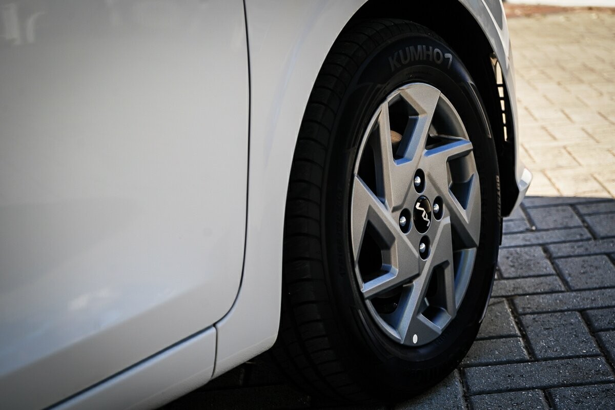 Kia Picanto image 3