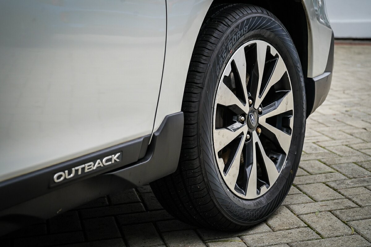 Subaru Outback image 3
