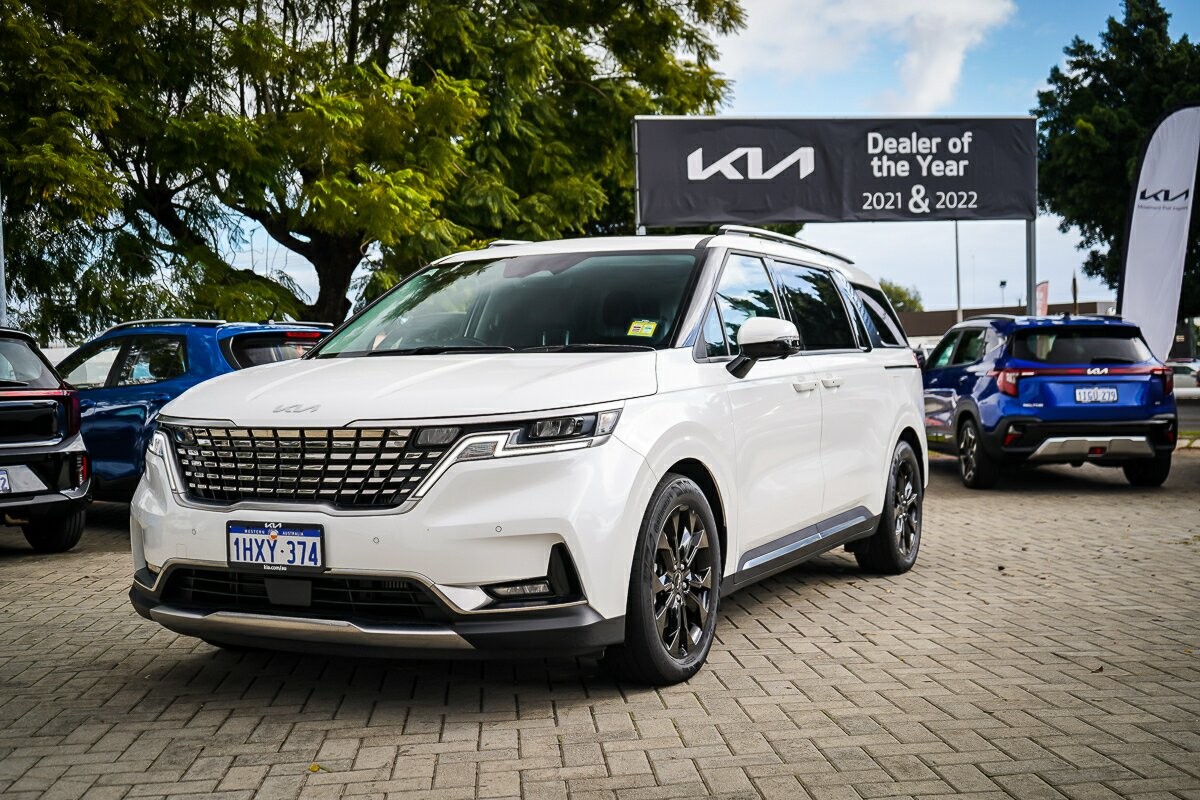 Kia Carnival image 4