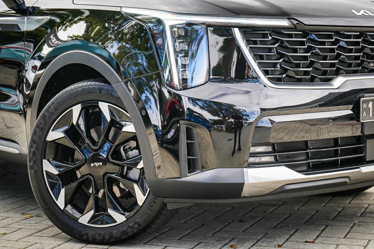 Kia Sorento image 2