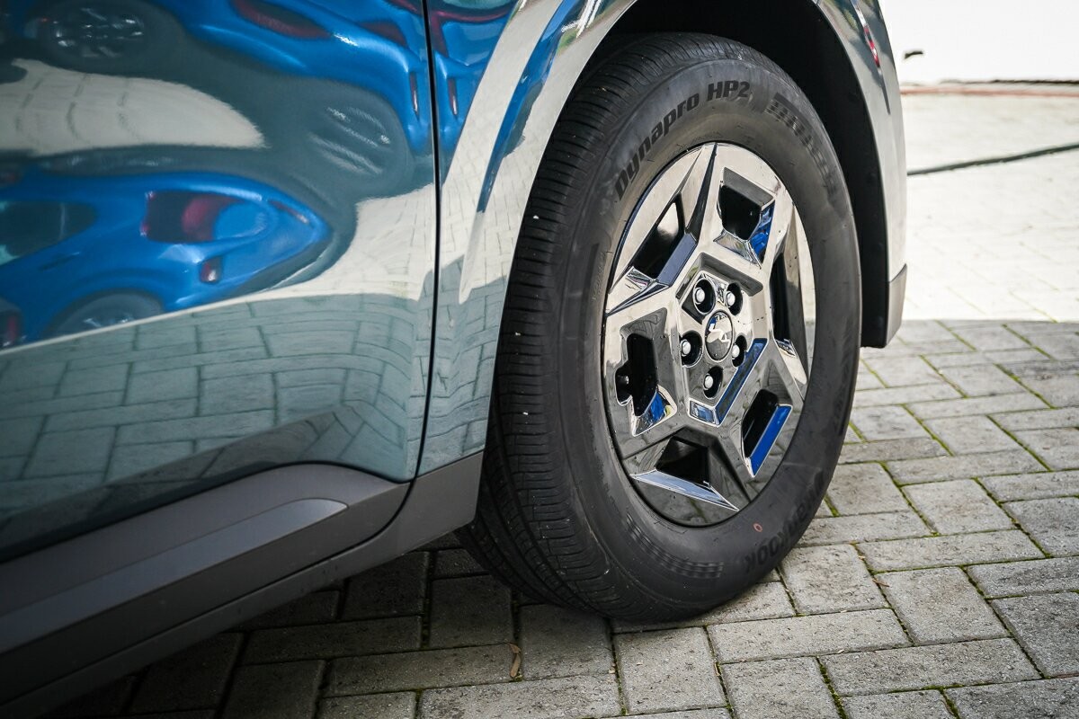 Kia Carnival image 3