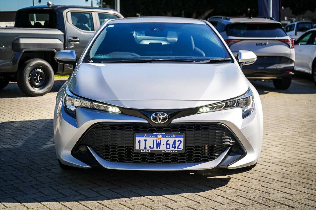 Toyota Corolla image 4