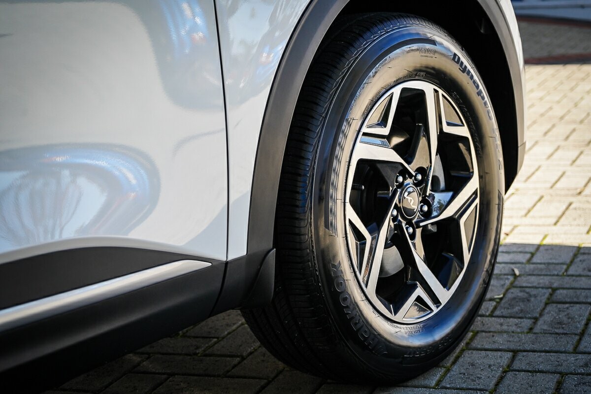 Kia Sportage image 2