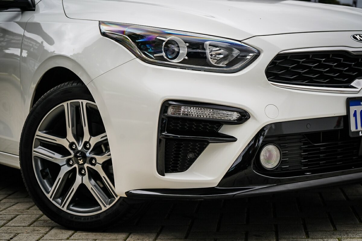 Kia Cerato image 2