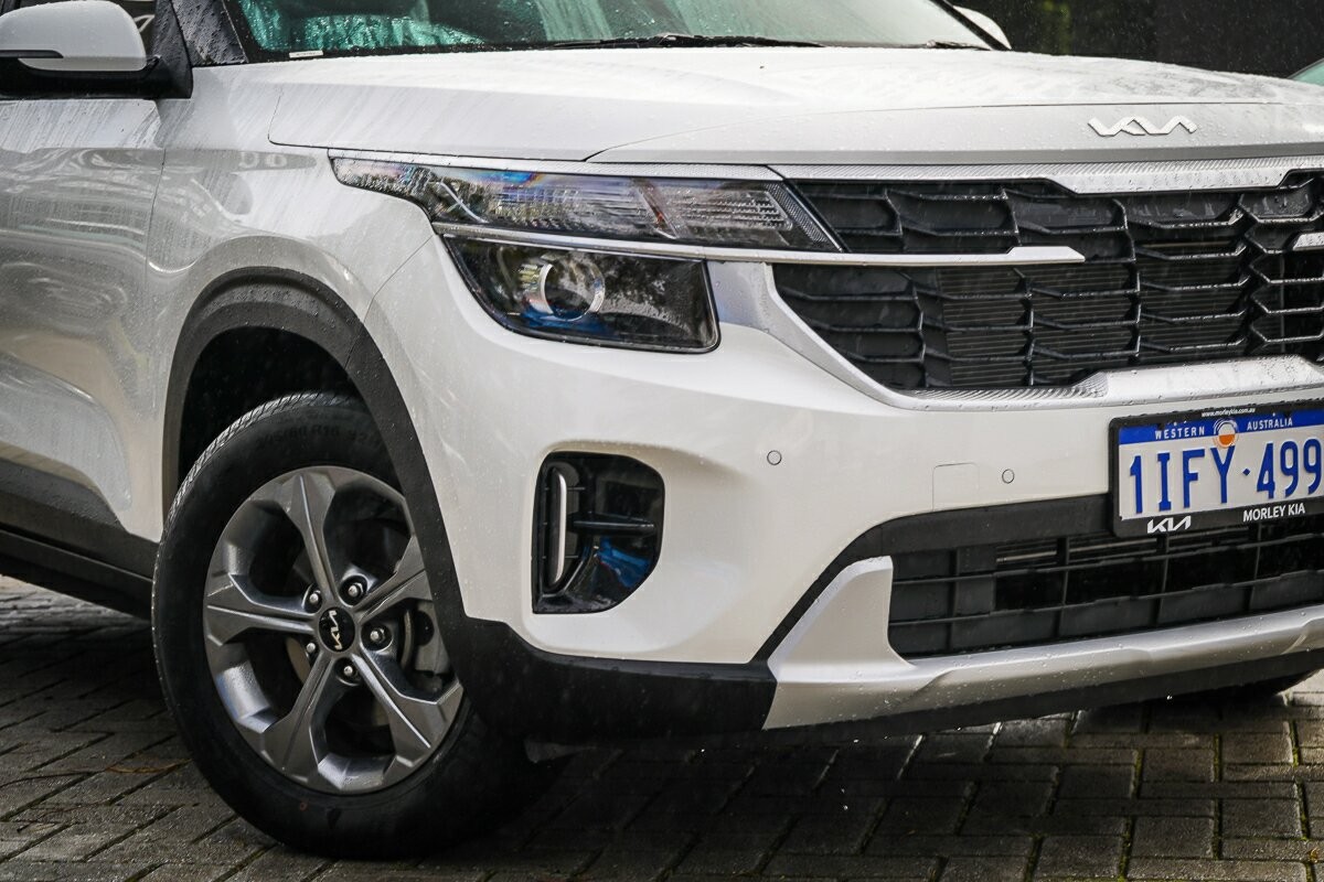 Kia Seltos image 2
