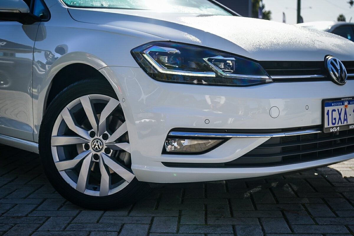 Volkswagen Golf image 2