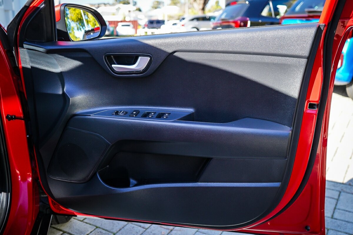Kia Stonic image 1