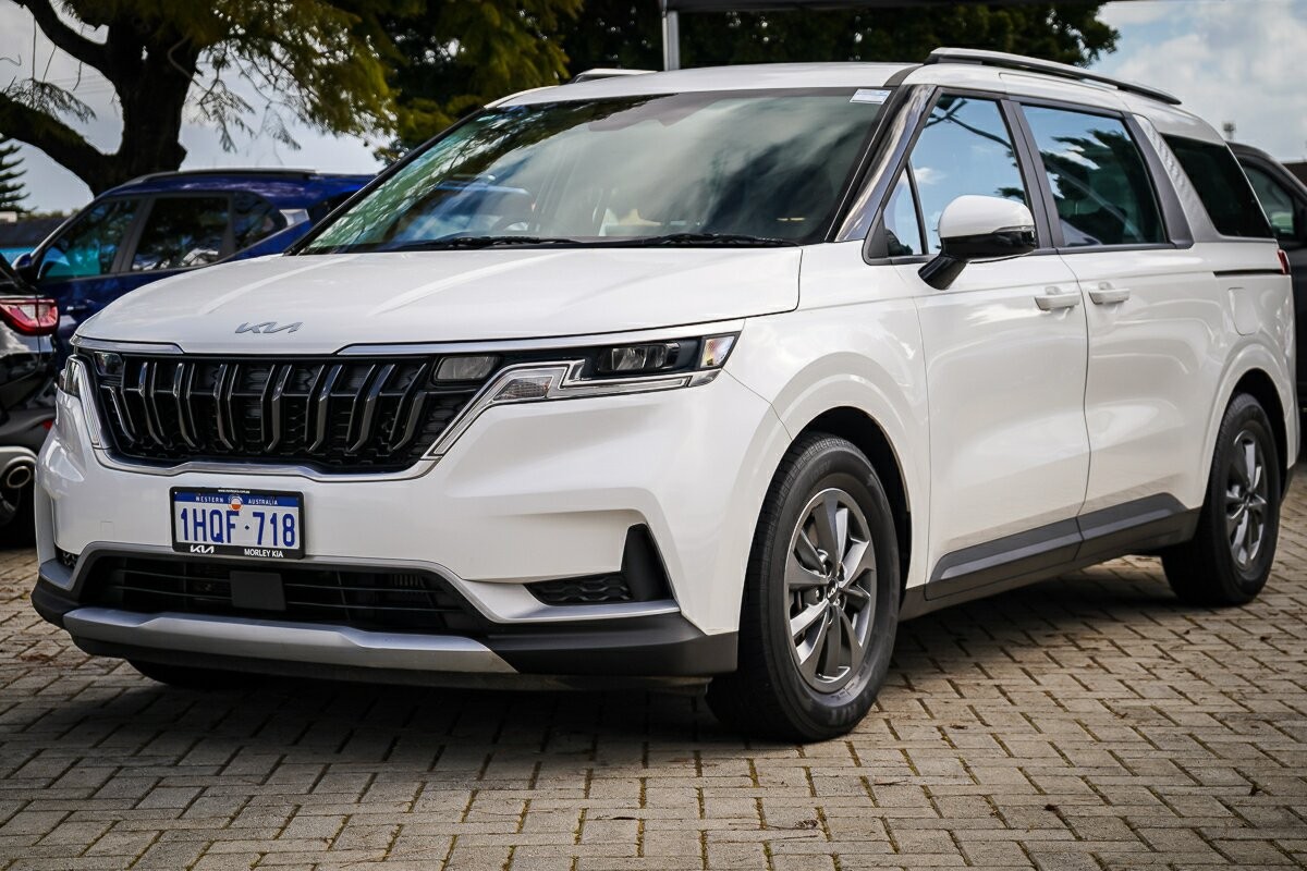 Kia Carnival image 4