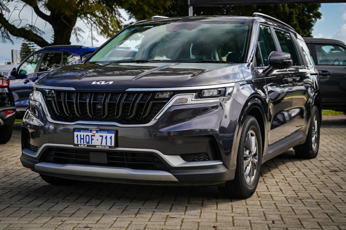Kia Carnival image 4