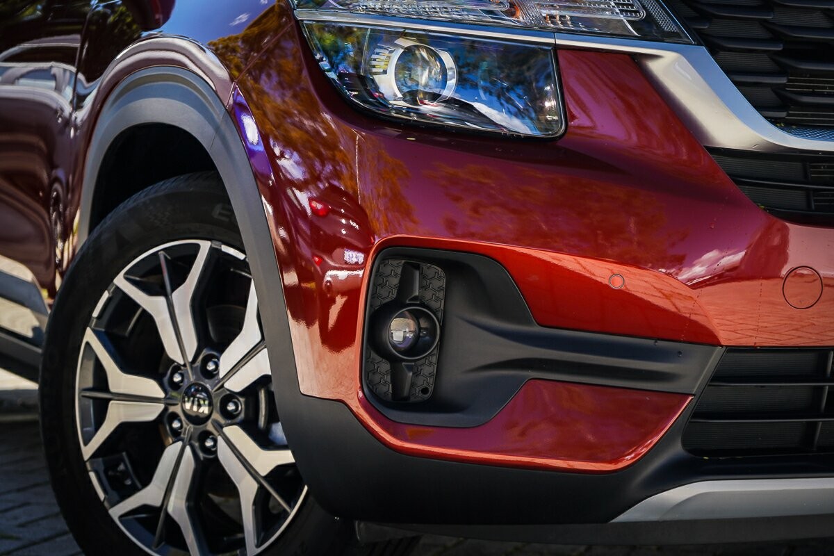 Kia Seltos image 2