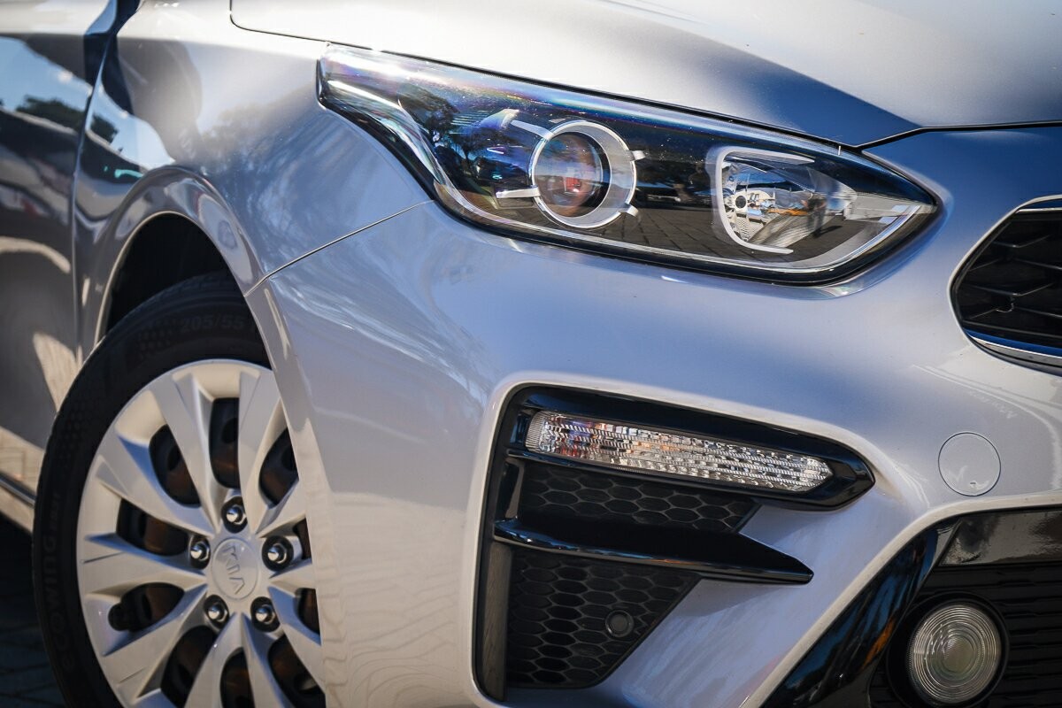 Kia Cerato image 2